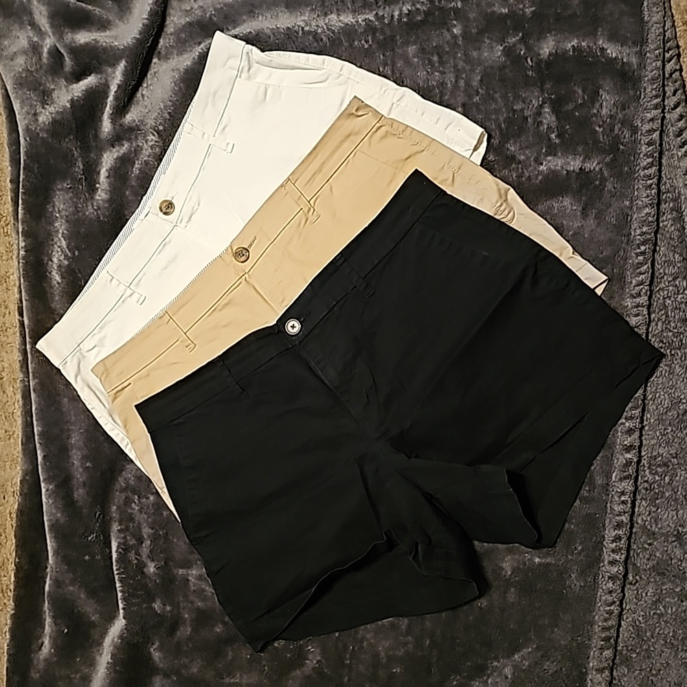 3 pack Old Navy Everyday shorts
